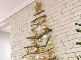 arvore-de-natal-na-parede-CASA DE BAMBA