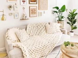thumb-sala-estar-manta-sofa-tapete-homewithkelsey.webp