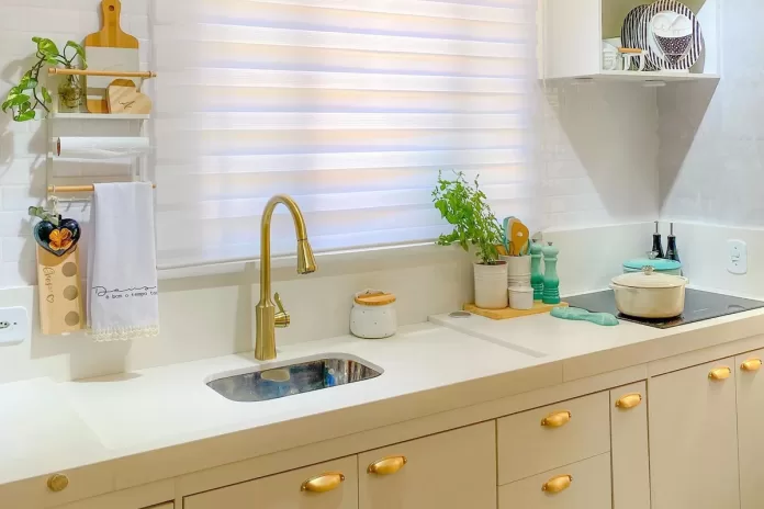 thumb-organizacao-de-cozinha-12-truques-inteligentes-para-manter-tudo-no-lugar-com-estilo